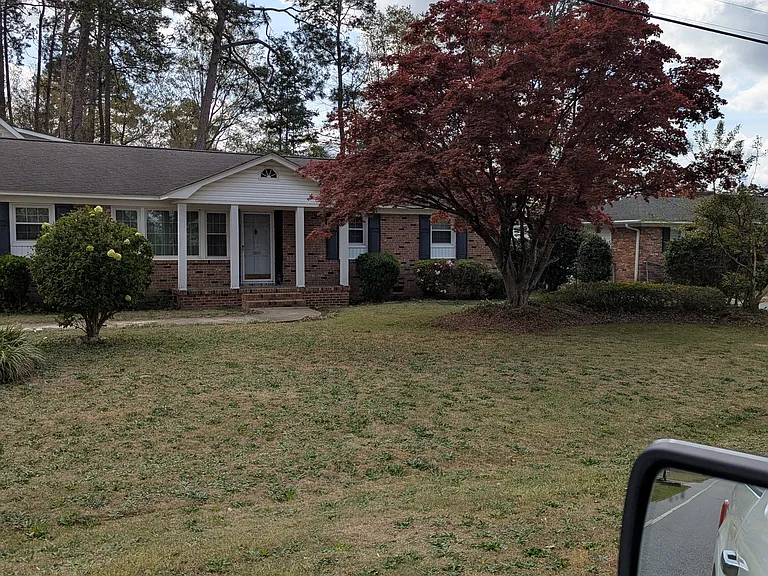 E Sandhurst Dr — Photo 12