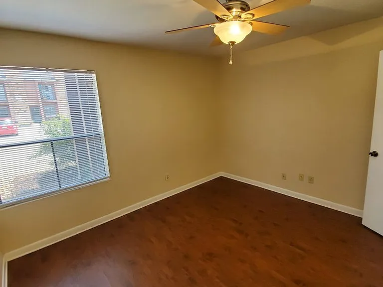 904 University Oaks Blvd #105 — Photo 8