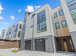 8324 16th Avenue NW #D, Seattle, WA 98117