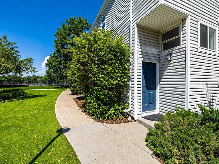 11113 E Alameda Ave #107 — Photo 2