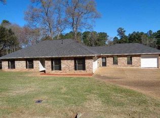 193 Covington Dr, Benton, LA 71006