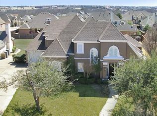 902 Country Club Dr, Heath, TX 75032
