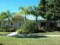 1st image of 934 Narcissus Ave