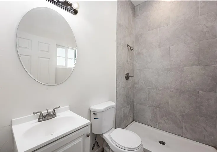 282 E Orange Ave — Photo 5
