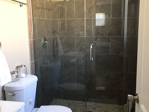5th image of 9117 Skokie Blvd #2