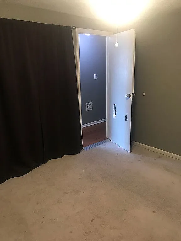 5711 Hacienda Ct photo 1