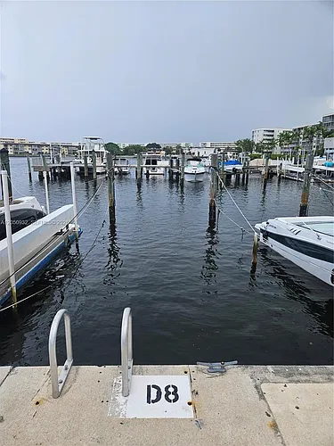 18081 Biscayne Blvd #602 Photo 1