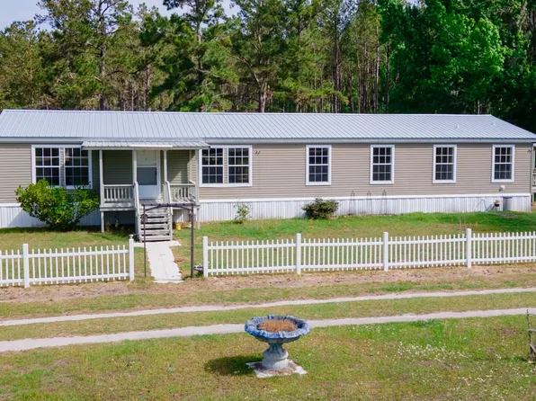 6383 Wiggins Rd, Live Oak, FL 32060