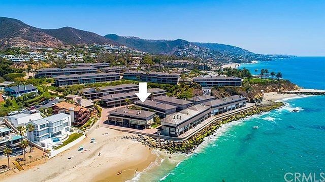 View of Blue Lagoon from the Victoria Beach