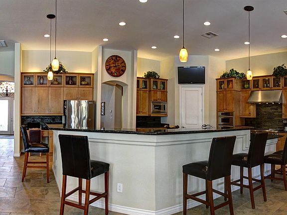 4th image of 8425 Frazier Park Ct