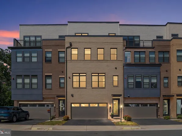 23391 McDonald Loch Ter, Ashburn, VA 20148