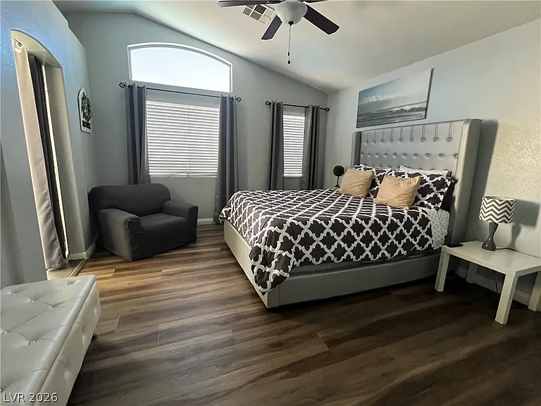 8316 Valleybreeze Ave — Photo 9