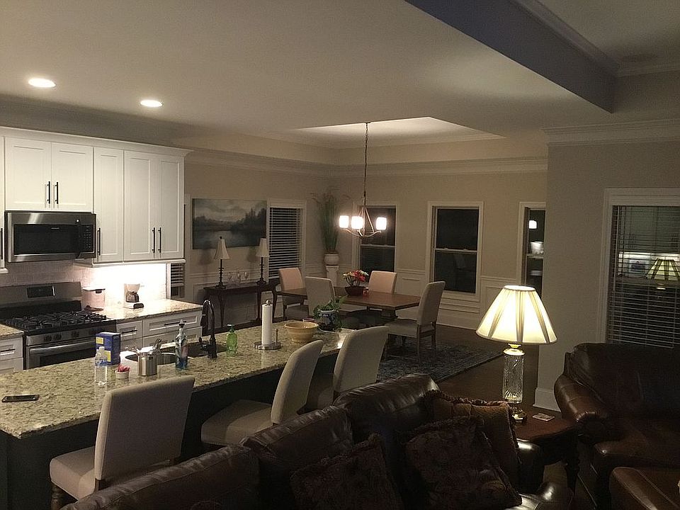 1st image of 406 Canyon Creek Lndg