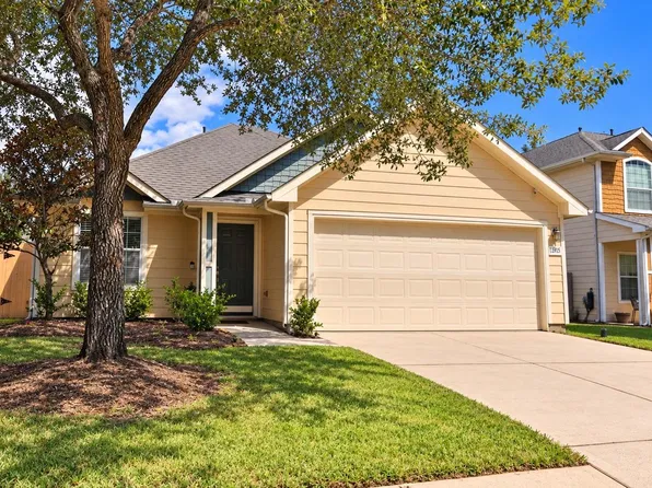 12915 Redbud Shores Ln, Houston, TX 77044