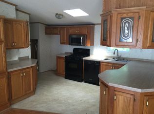 1500 N Bruns Ln TRLR 19, Springfield, IL 62702