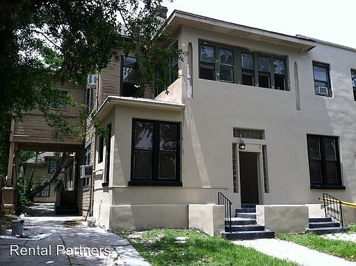 1st image of 2137 Oak St APT 11
