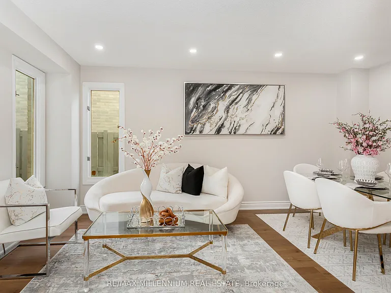 61 Mistywood Dr #UPPER — Photo 15