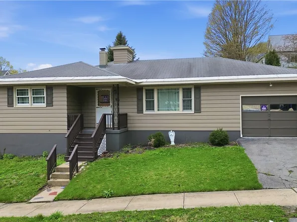 86 Ward St, Little Falls, NY 13365