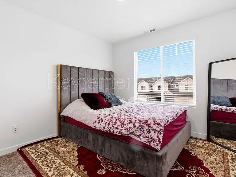 522 N Scuttlebutt Ln — Photo 24