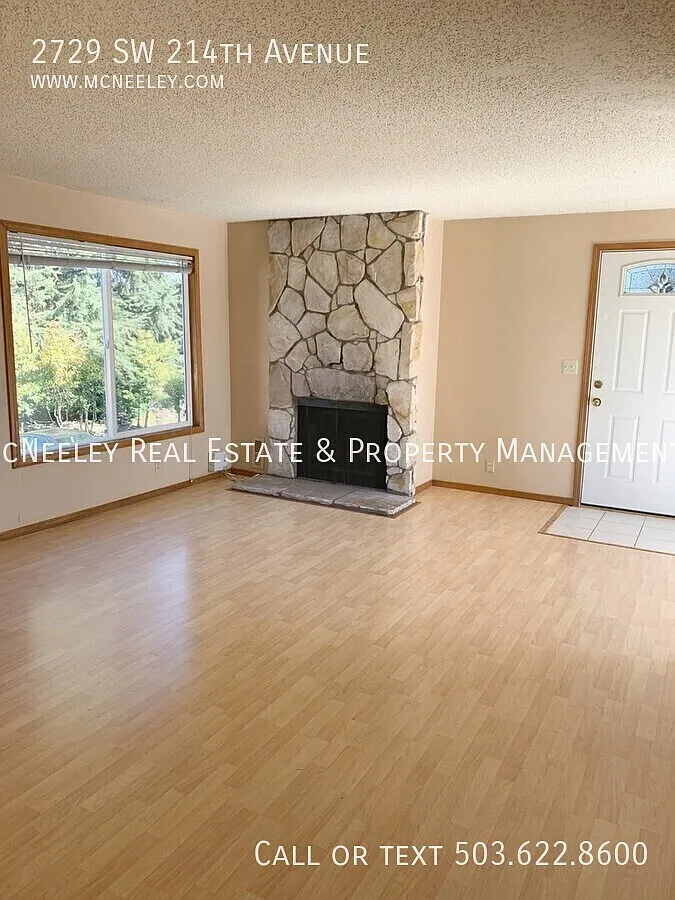 Aloha Living at Its Finest! Top-Floor 2BR Gem Just Steps from Shops! — Photo 2
