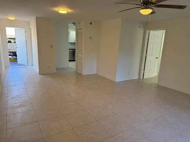 4141 NW 26th St — Photo 17