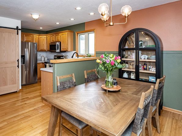 601 Arthur Dr, Roland, IA 50236