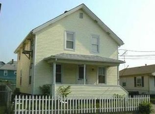 92 Gooding St, Pawtucket, RI 02860