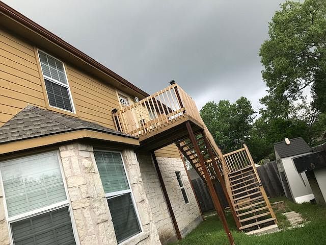 1st image of 909 Shenandoah Dr #100