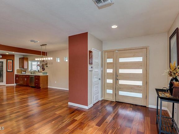 2nd image of 2645 E Glenrosa Ave