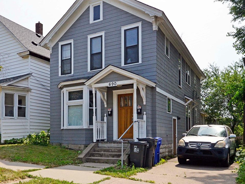 1st image of 690 Conway St