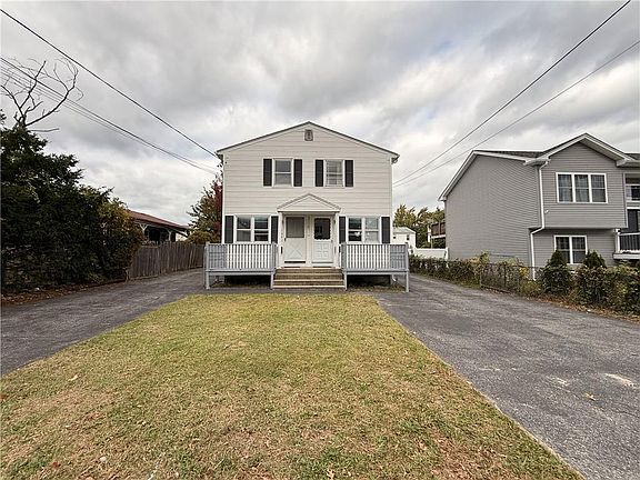 2nd image of 123 Pleasant St