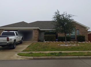 1318 Beacon Hill Dr, Midlothian, TX 76065