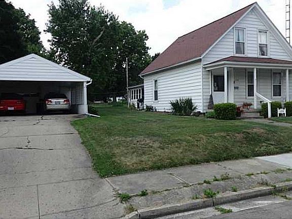 3rd image of 129 Fyffe St