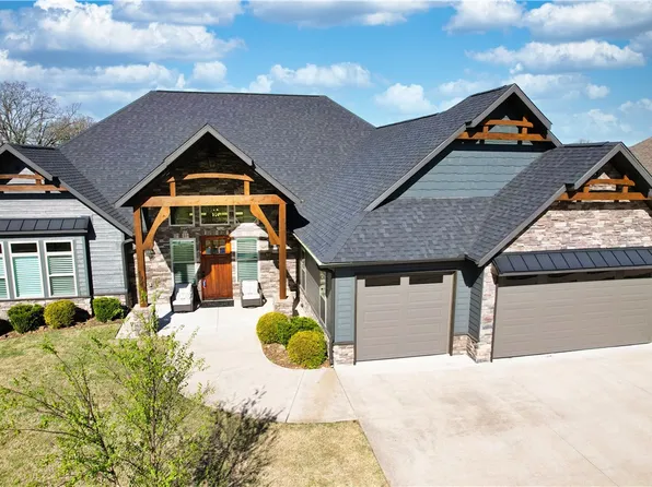 3741 Whitefish St, Bentonville, AR 72712