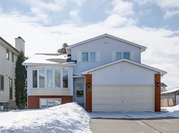 8507 152b Ave NW, Edmonton, AB T5E 6G1