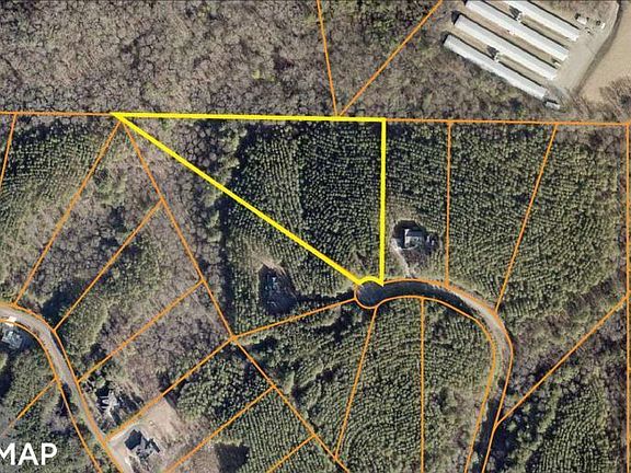 4th image of 26 Fox Paw Leaf Ln