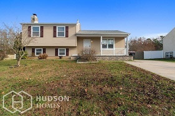 1st image of 38 Mary Ellen Ln