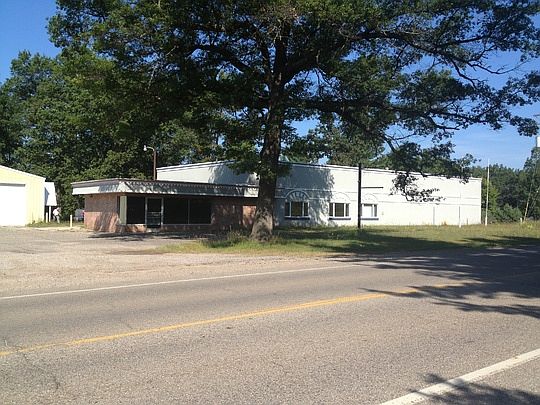 2nd image of 7425 N Clare Ave