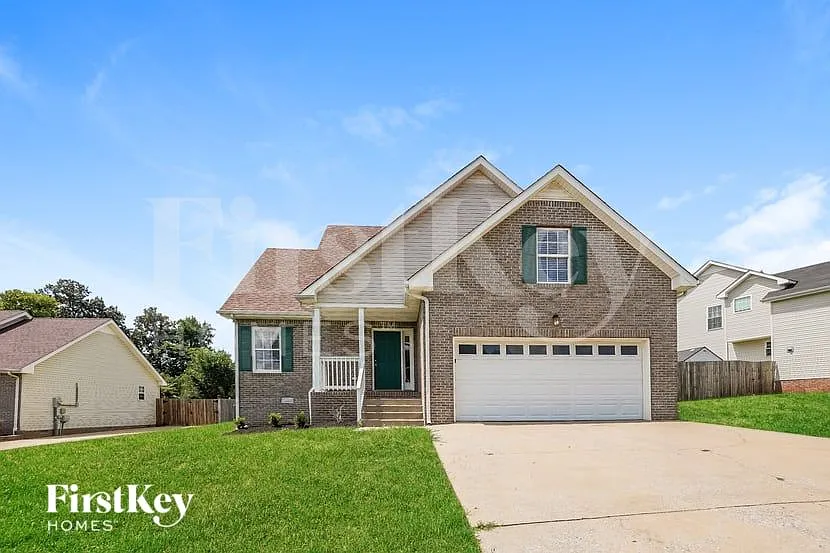 3508 Clover Hill Dr