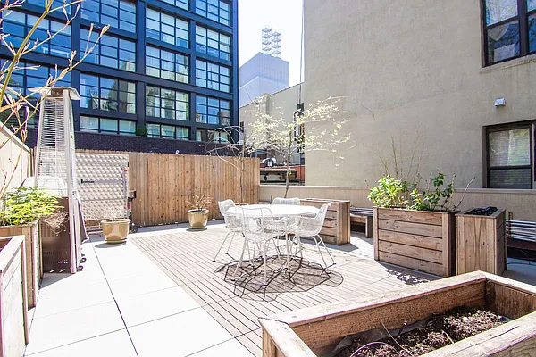 Rented by Nolita Group | media 7