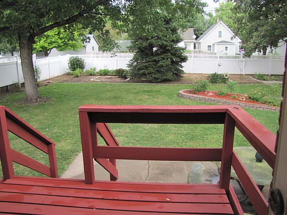 5th image of 806 W Garfield St