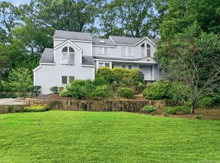 35 Highridge Road, Hartsdale, NY 10530