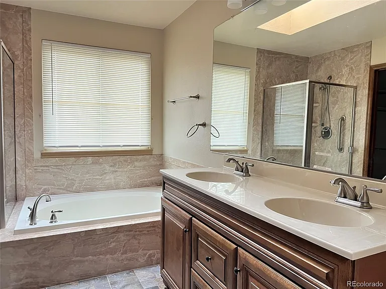 9881 Spring Hill Pl — Photo 17