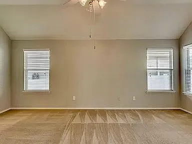 1321 Live Oak Ln — Photo 12