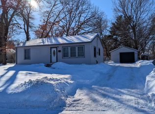 35 West Rd, Circle Pines, MN 55014