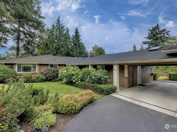 8407 SE 47th St, Mercer Island, WA 98040