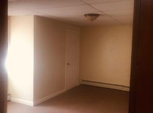 273 Huxley Ave #B, Providence, RI 02908