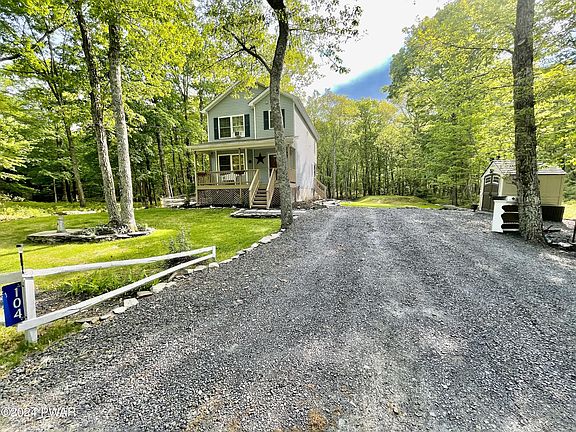 5th image of 104 Beach Pl