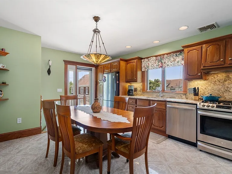 48 Chandler St #48 — Photo 8