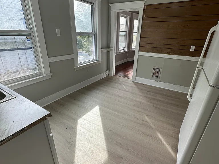 529 Dixwell Ave #1 — Photo 3